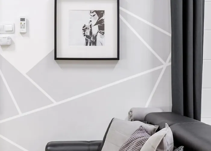 Redesigned Loft In Historic Building Apartament