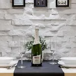 Redesigned Loft In Historic Building Apartman