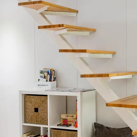 Redesigned Loft In Historic Building Daire *